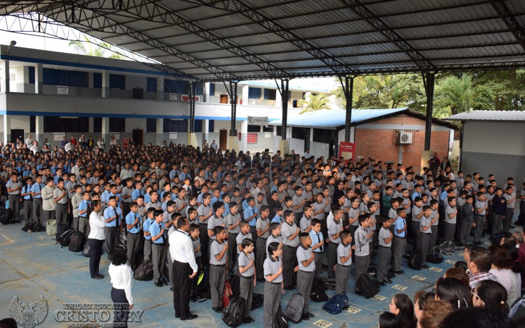 Básica Superior inicia su primer día de clases