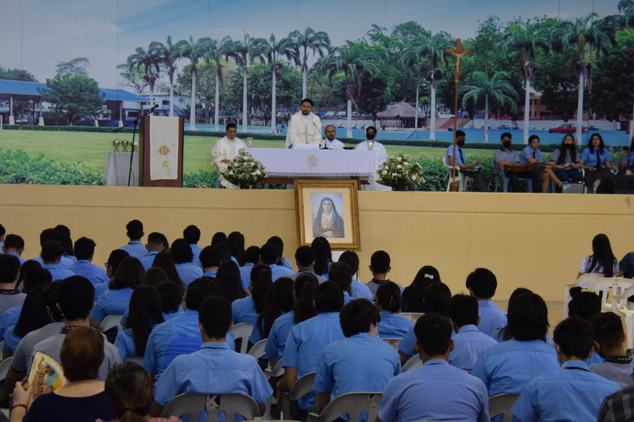 Eucaristía de 20 en honor a nuestra Madre Dolorosa