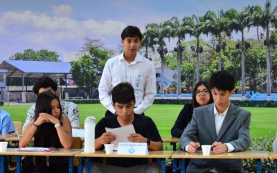 Segundo de Bachillerato vivió debate estilo ONU en inglés