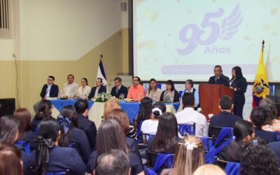 Sesión Solemne por los 95 años de la Unidad Educativa Cristo Rey