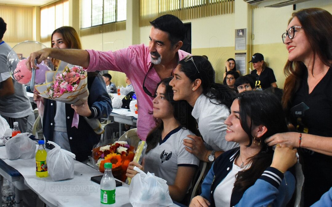 Un desayuno para recordar el camino y bendecir el vuelo hacia nuevos horizontes
