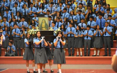 La Madre Dolorosa llegó al corazón de Cristo Rey