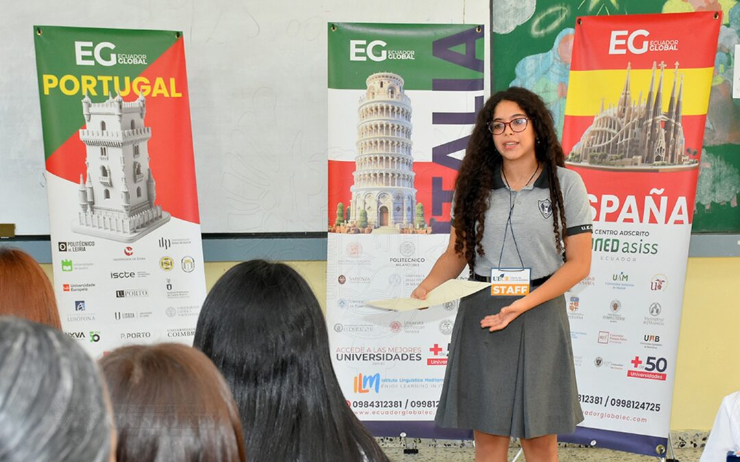 Más de 20 universidades acercaron el futuro profesional a cientos de bachilleres en la XV Feria de Universidades