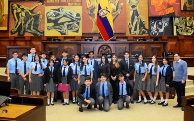 Estudiantes de Cristo Rey destacan en la XLII Simulación Parlamentaria «La Asamblea en Mi Colegio» – Portoviejo 2026