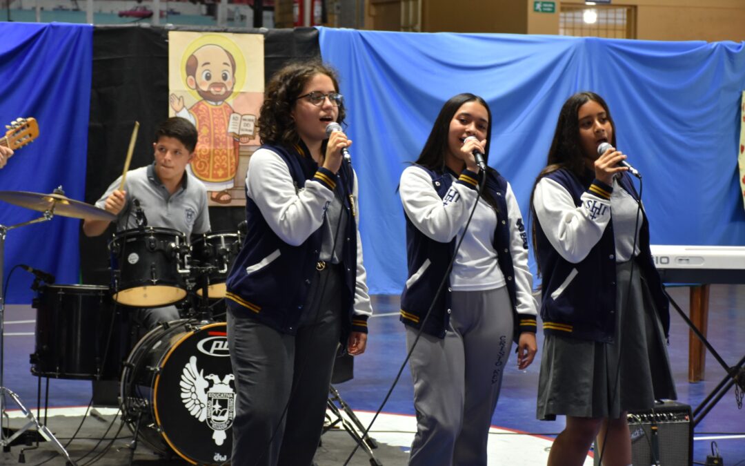 El talento y la fe se unieron en el Festival de Música Ignaciano de Cristo Rey